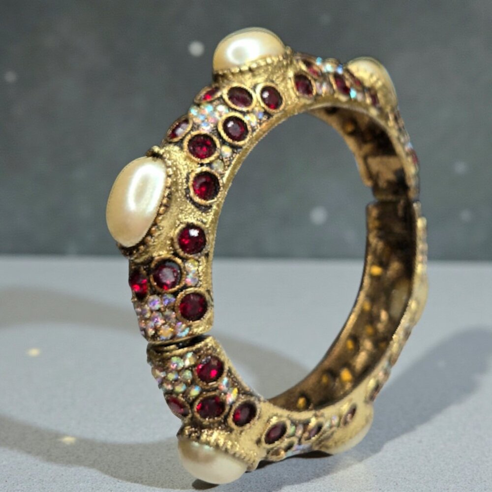 SPHINX Vintage 80's Royal Chunky Ruby AB Crystal Pearl Clamper Bracelet - Picture 4 of 6